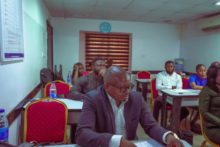 sales courses and training session for sales teams and companies